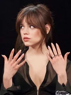 Curtain Bangs Haircut